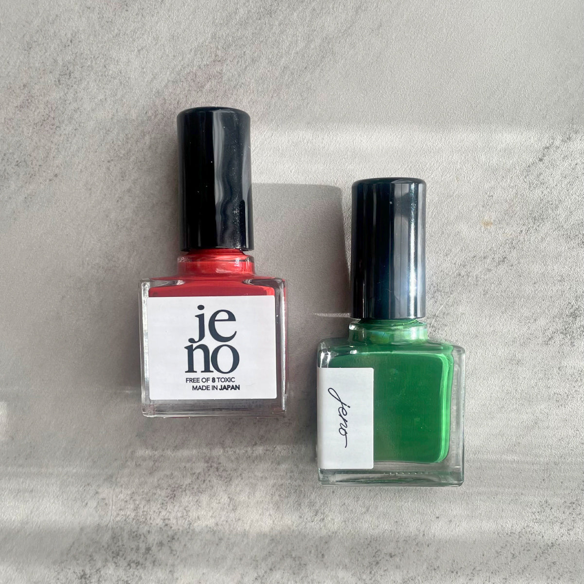 evergreen｜jeno nail polish｜静かな深みのニュアンスグリーンネイル